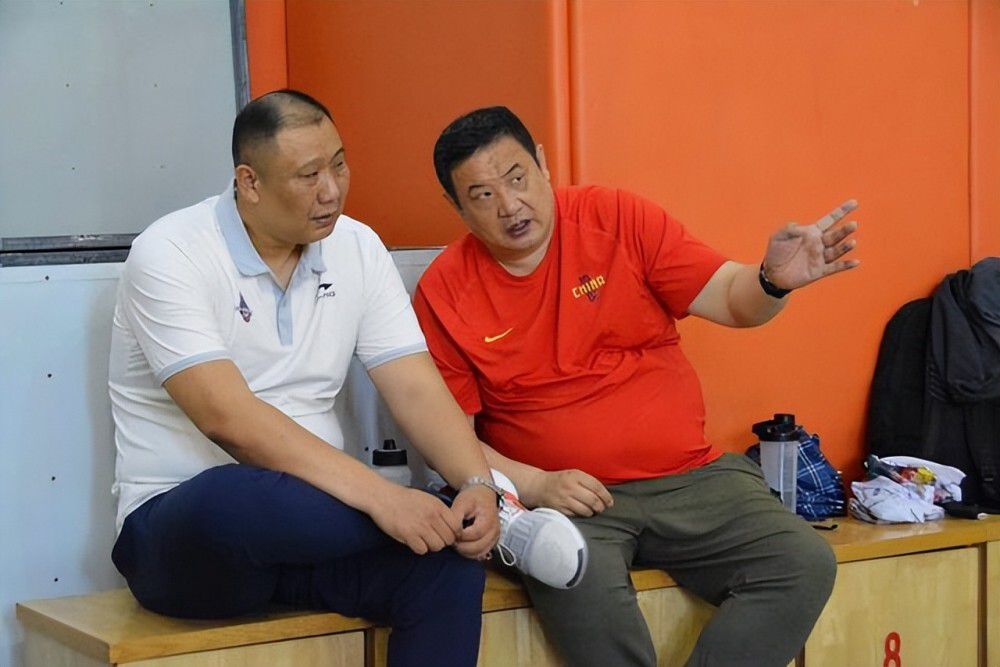 据The Athletic皇马方面记者Guillermo Rai报道，琼阿梅尼已经恢复合练，居勒尔仍在单独训练。